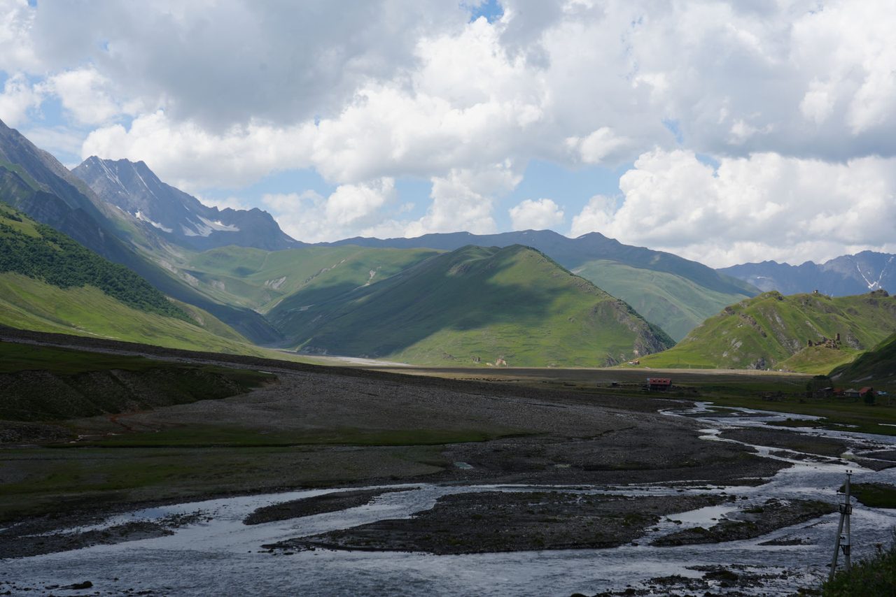 The vast landscape of Truso Valley