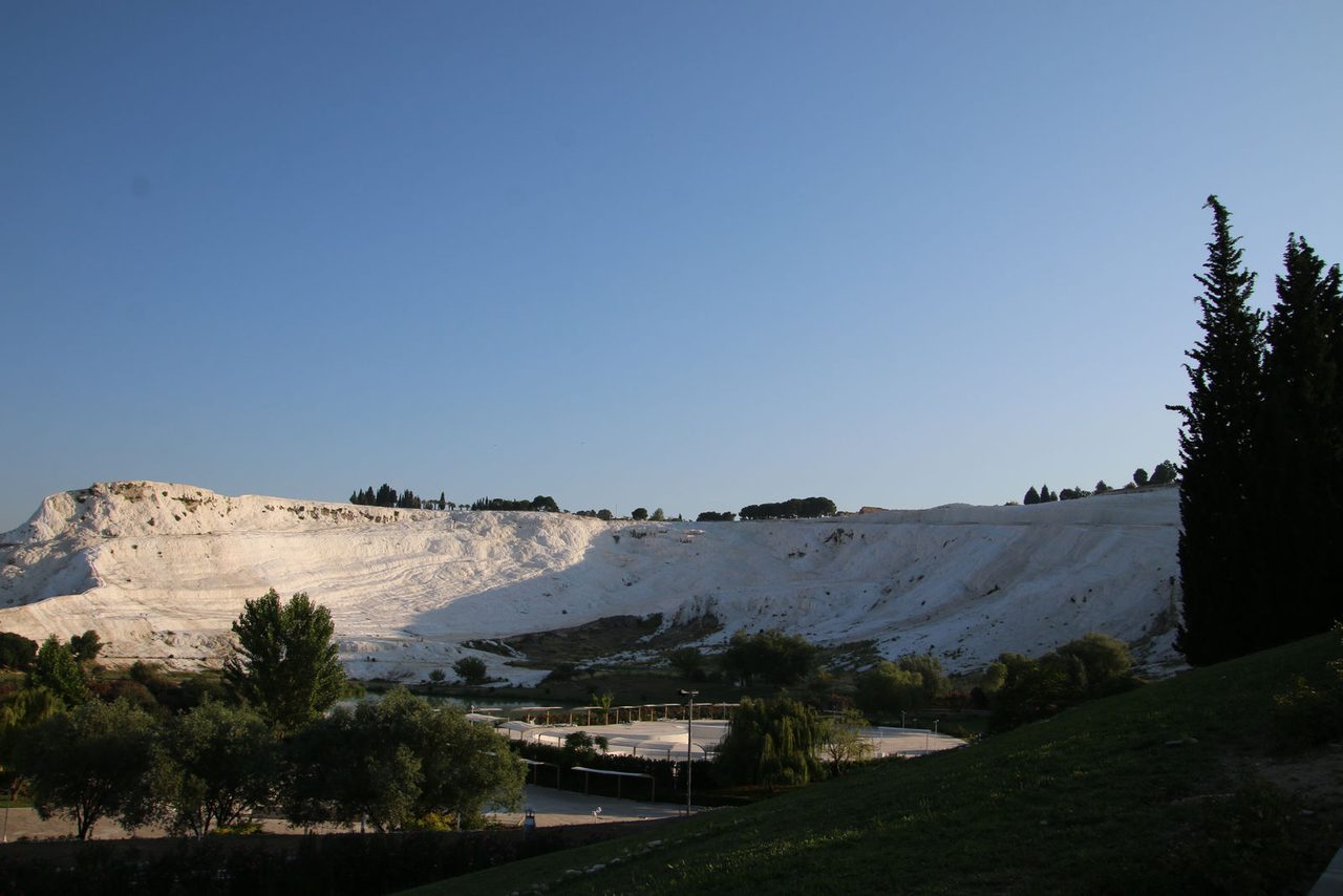 Looking up at the white cliffs of Pamukkale