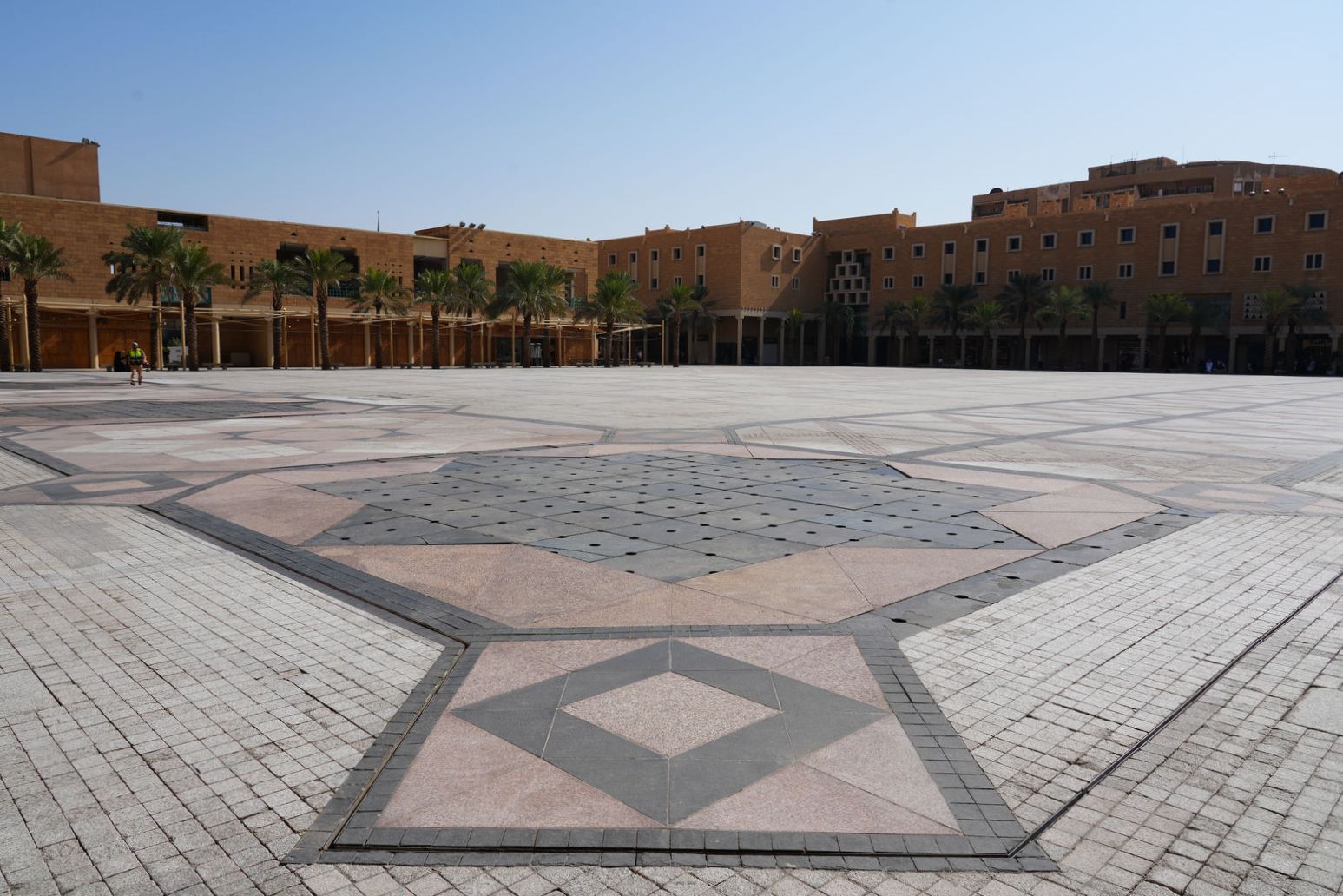 Deera Square