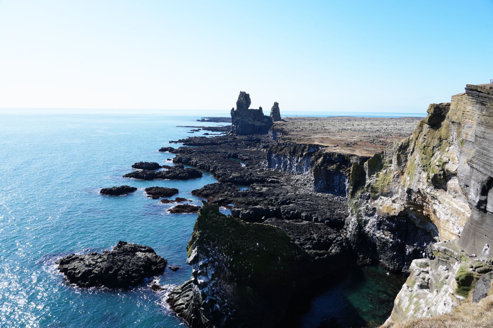 Lóndrangar
