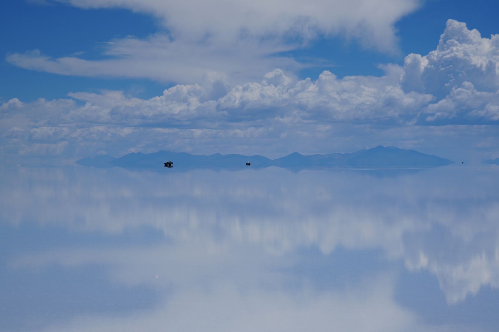 Uyuni Salt Flat / Train Cemetery