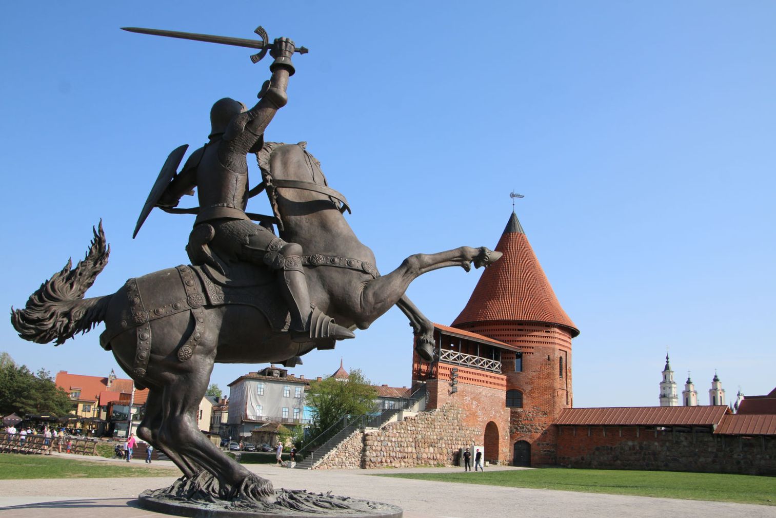 The "Freedom Warrior" bronze monument and the castle tower
