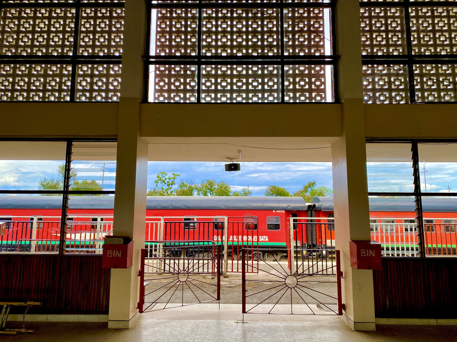 Livingstone Station
